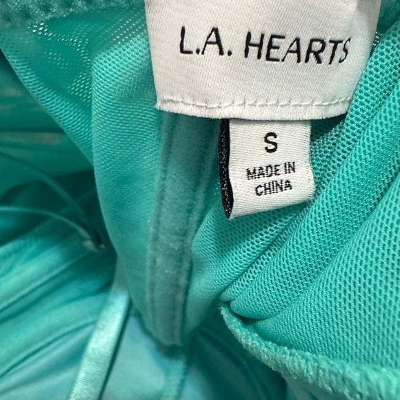 La Hearts Teal Lace Corset - Picture 4 of 5